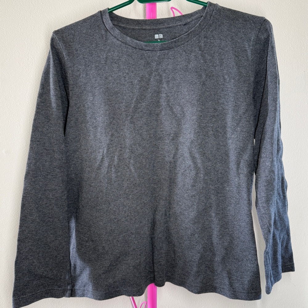 HP 🩶 Uniqlo Cotton Grey Long Sleeve - Picture 2 of 4